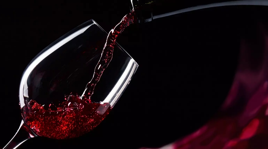 Красное вино - вино из синего и зеленого винограда
